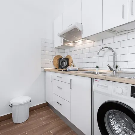 Home2book Serene In Coastal