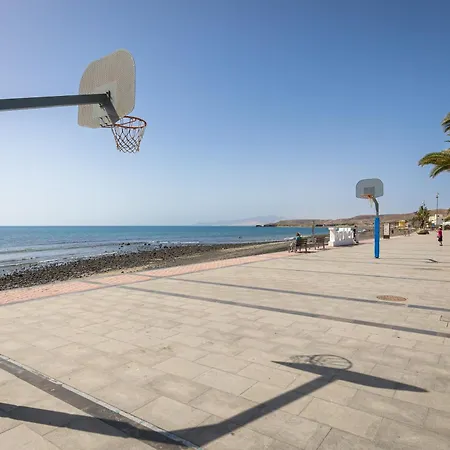 Home2book Serene In Coastal Daire *